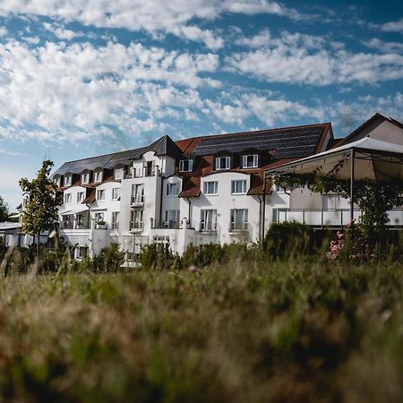 Landhotel Rügheim エクステリア 写真
