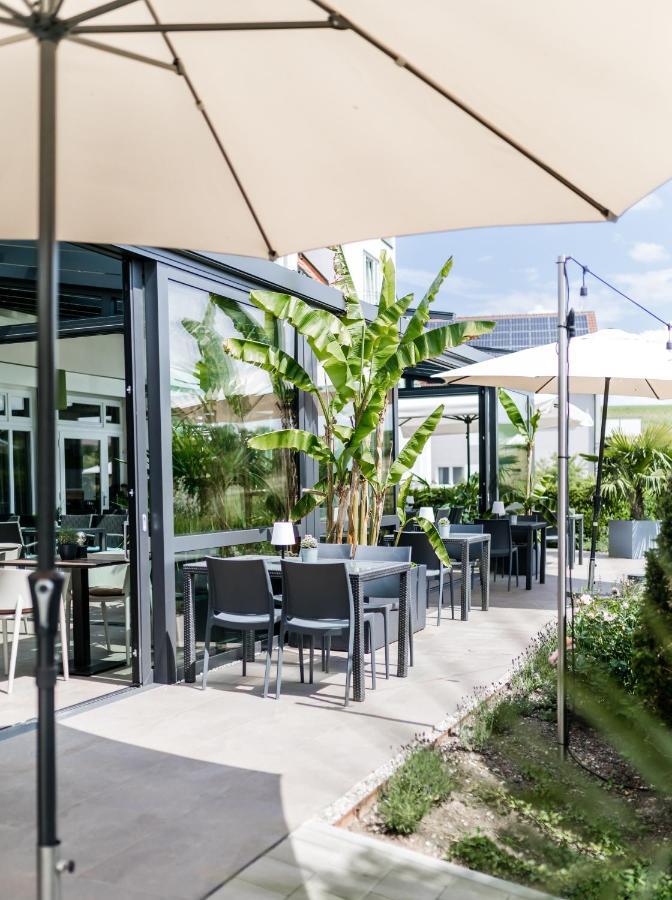 Landhotel Rügheim エクステリア 写真