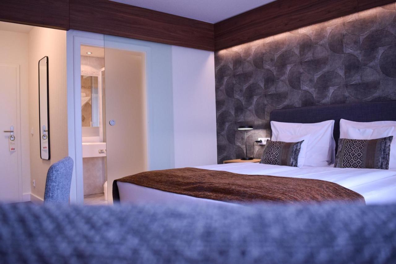 Landhotel Rügheim エクステリア 写真