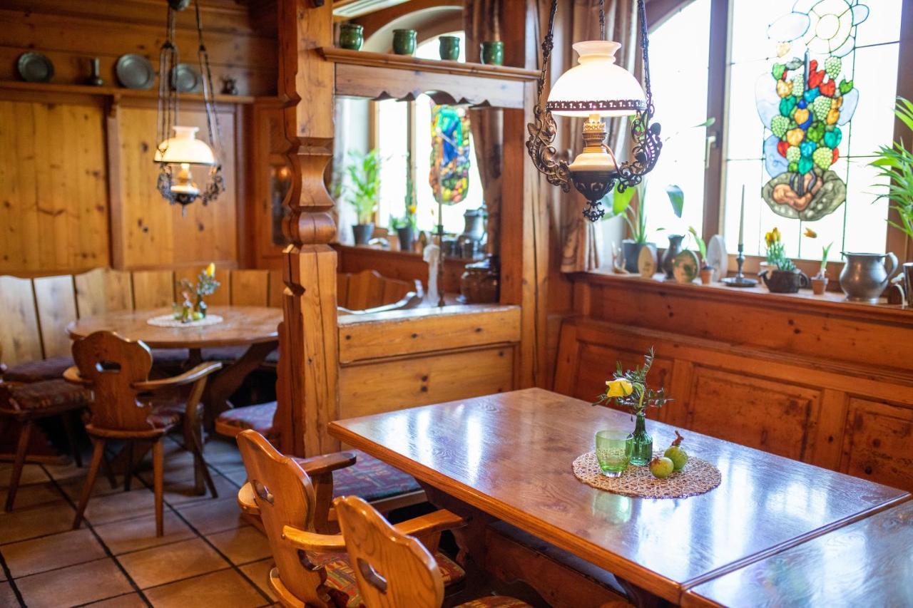 Landhotel Rügheim エクステリア 写真